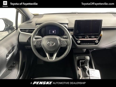 Used 2026 Toyota Corolla SE FWD image 18