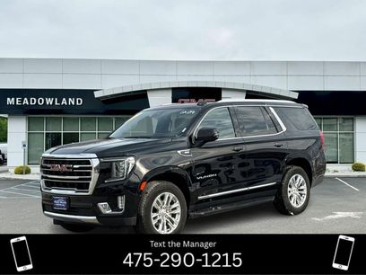 Used 2023 GMC Yukon SLT w/ SLT Luxury Package