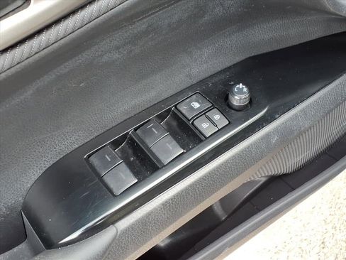 Certified 2025 Toyota Camry SE image 16