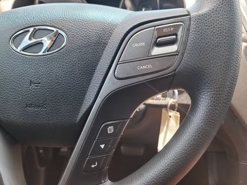 Used 2017 Hyundai Santa Fe SE w/ Cargo Package FWD image 26