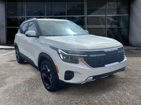 New 2026 Kia Seltos S image 3