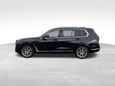 Certified 2024 BMW X7 xDrive40i w/ Premium Package image 2