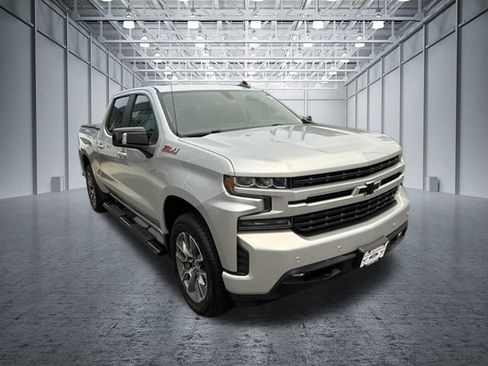 Used 2019 Chevrolet Silverado 1500 RST AWD/4WD image 5