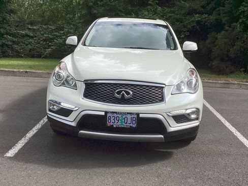 Used 2016 INFINITI QX50 AWD image 18