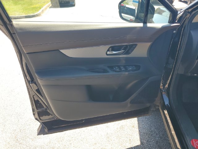 Certified 2025 Nissan Murano Platinum w/ Cargo Package AWD/4WD image 26