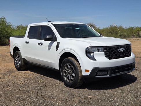 New 2026 Ford Maverick XLT FWD image 3