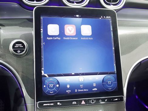 Used 2025 Mercedes-Benz GLC 43 AMG 4MATIC image 25