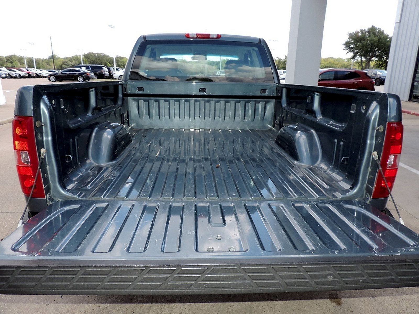 Used 2013 Chevrolet Silverado 1500 W/T RWD image 13