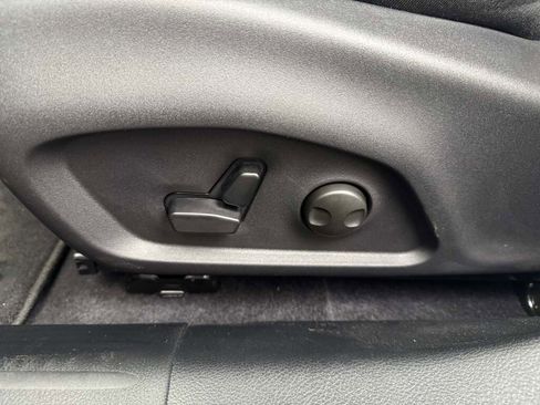 New 2026 Jeep Compass Limited image 27