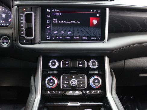 Used 2023 GMC Yukon Denali AWD/4WD image 46