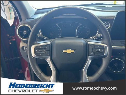 Used 2024 Chevrolet Blazer LT w/ Convenience Package FWD image 18