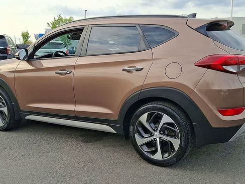 Used 2017 Hyundai Tucson Limited w/ Limited Ultimate Package 03 AWD/4WD image 6
