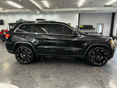 Used 2015 Jeep Grand Cherokee Laredo w/ Quick Order Package 23E AWD/4WD image 4
