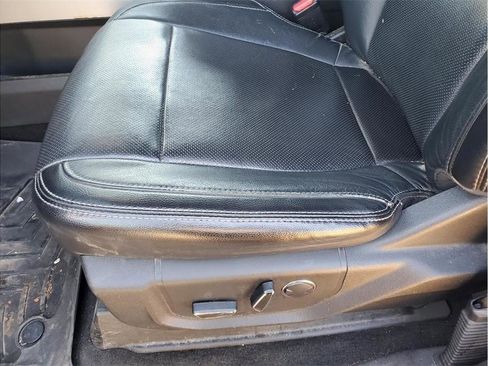 Used 2017 Ford F350 Lariat w/ Chrome Package AWD/4WD image 23