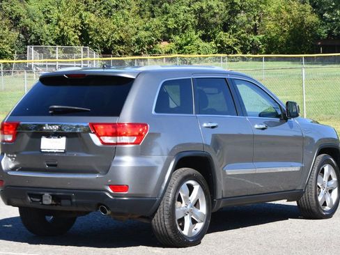 Used 2012 Jeep Grand Cherokee Overland image 9