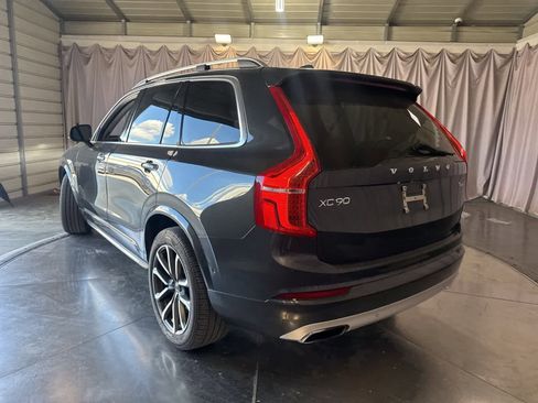 Used 2016 Volvo XC90 T6 Momentum image 7