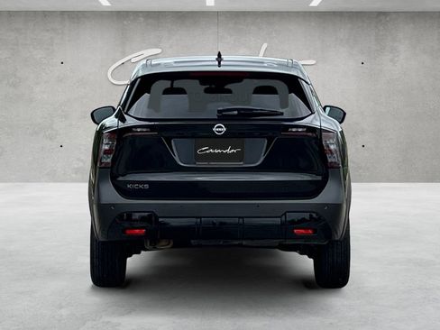 Certified 2025 Nissan Kicks SV FWD image 15
