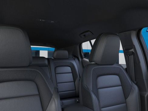 New 2025 Chevrolet Equinox EV LT image 24