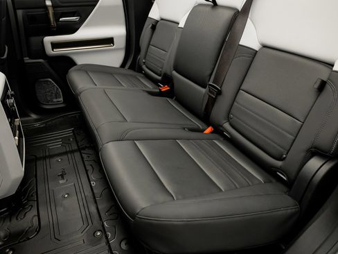 Used 2024 GMC Hummer EV 2X w/ LPO, Roof Cross Rail Package image 36