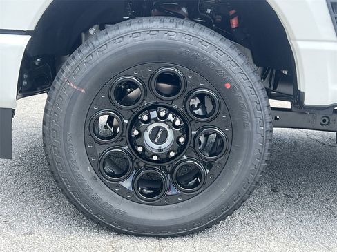 New 2026 Ford F250 Lariat w/ Black Appearance Package image 36