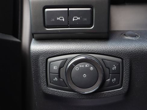 Used 2019 Ford F150 XLT w/ Equipment Group 302A Luxury image 21