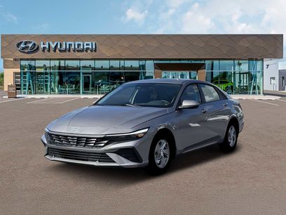New 2026 Hyundai Elantra SE