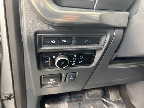 Used 2023 Ford F150 Lariat w/ Equipment Group 502A High image 14