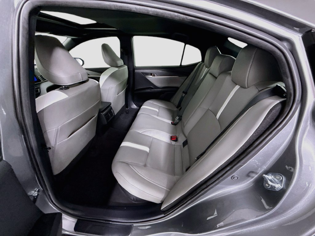 Used 2025 Toyota Camry SE w/ Multimedia Upgrade Package FWD image 21