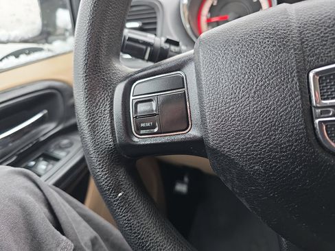 Used 2014 Dodge Grand Caravan SE w/ Quick Order Package 29E SE image 47