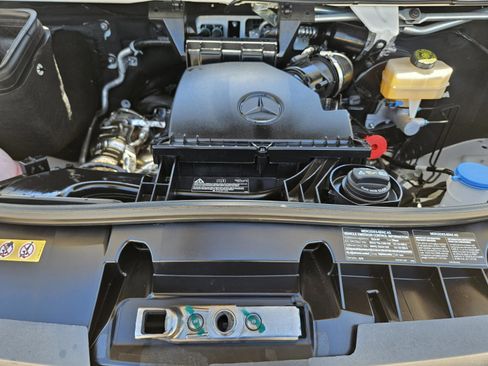 Used 2026 Mercedes-Benz Sprinter 4500 image 21