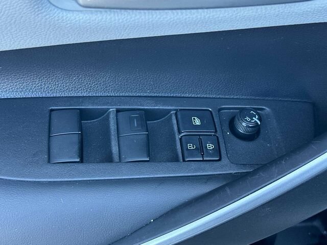 Used 2024 Toyota Corolla SE FWD image 13