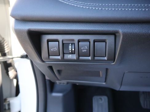 Used 2023 Subaru Outback Touring XT AWD/4WD image 41