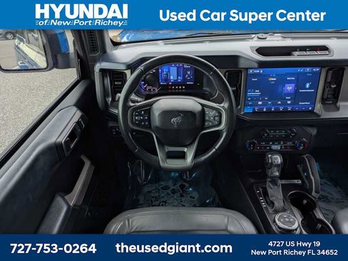 Used 2022 Ford Bronco Outer Banks AWD/4WD image 18