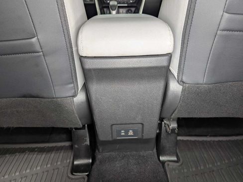 Used 2024 Mitsubishi Eclipse Cross SEL AWD/4WD image 20