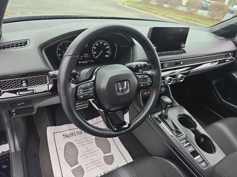 Used 2024 Honda Civic Sport image 16