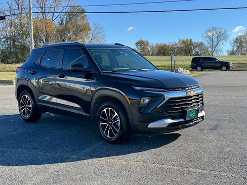 Certified 2025 Chevrolet TrailBlazer LT w/ Convenience Package image 7