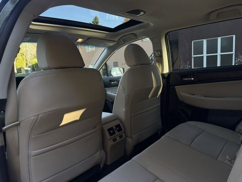 Used 2017 Subaru Outback 2.5i Limited w/ Popular Package #5 image 24