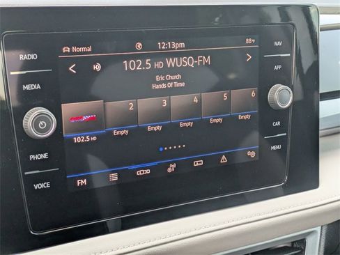 New 2025 Volkswagen Taos SEL image 13