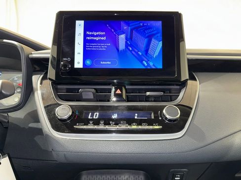 Used 2024 Toyota Corolla LE FWD image 24