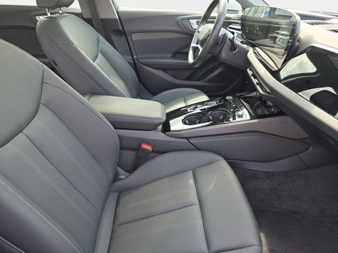 Used 2025 Audi A5 2.0T Premium Plus w/ Premium Plus AWD/4WD image 12