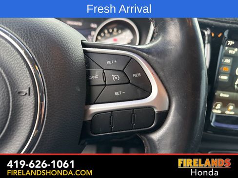 Used 2018 Jeep Compass Limited w/ Navigation Group image 19