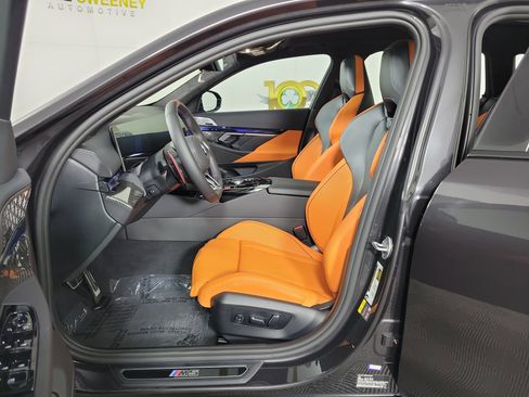 Used 2026 BMW M5 Touring w/ M Driver's Package image 9