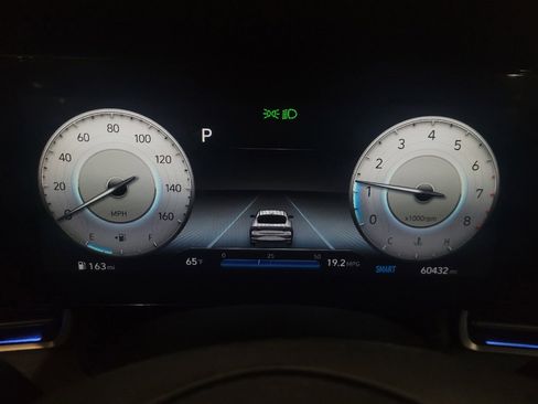 Used 2021 Hyundai Elantra Limited image 23