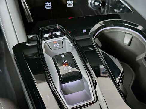 New 2025 Audi Q5 Premium Plus image 7