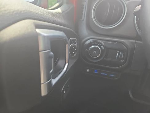 Used 2023 Jeep Wrangler Unlimited w/ Cold Weather Group AWD/4WD image 22