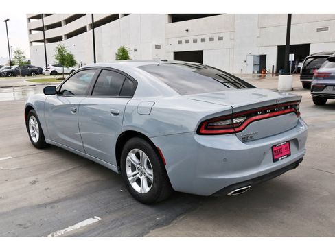 Used 2021 Dodge Charger SXT RWD image 6