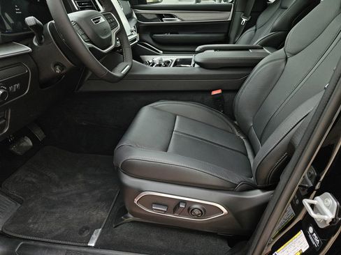 New 2026 Jeep Grand Wagoneer Limited AWD/4WD image 20