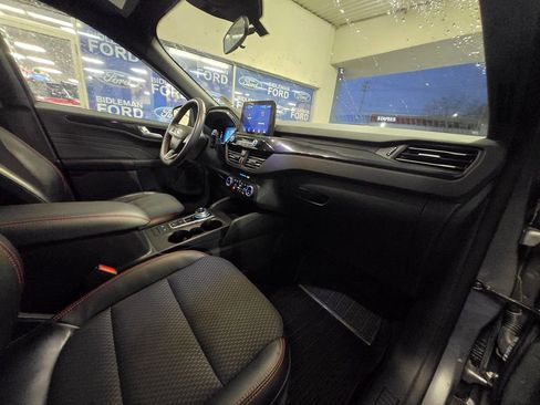 Used 2023 Ford Escape ST-Line image 26