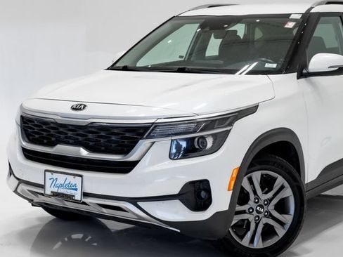 Used 2021 Kia Seltos S FWD image 2