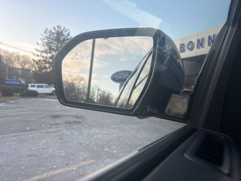 Used 2018 Ford Expedition Limited w/ Equipment Group 302A image 23